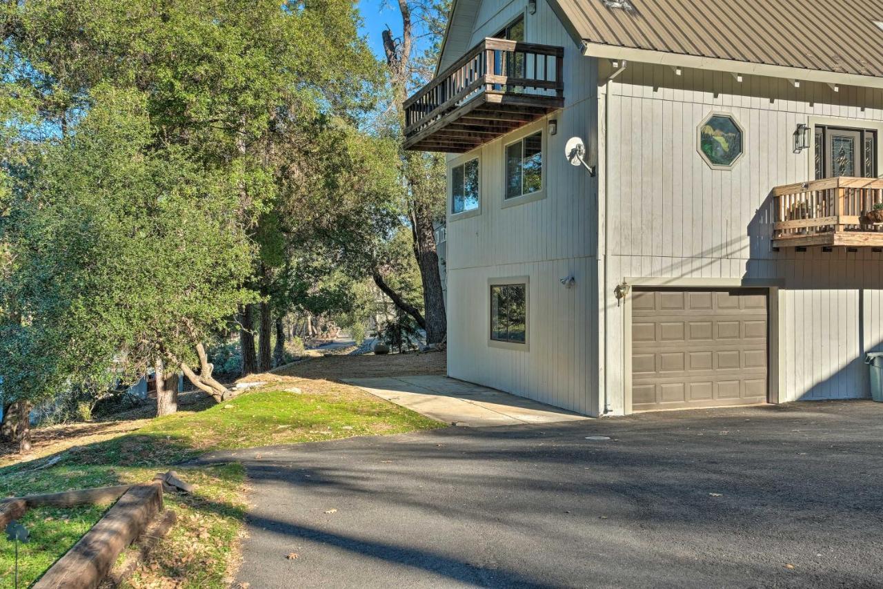 Modern About 25 Mi To Yosemite! Holiday home Groveland